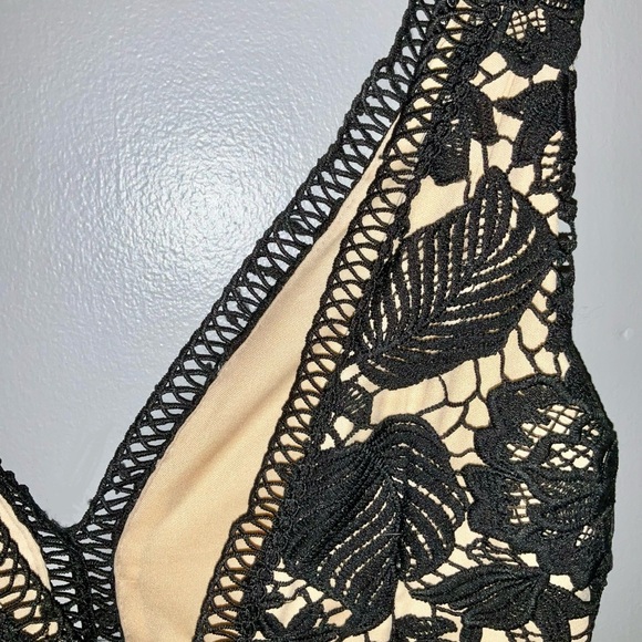 Romeo Juliet Couture Black Double V Lace Midi Dress [ SZ med ] - Picture 7 of 16